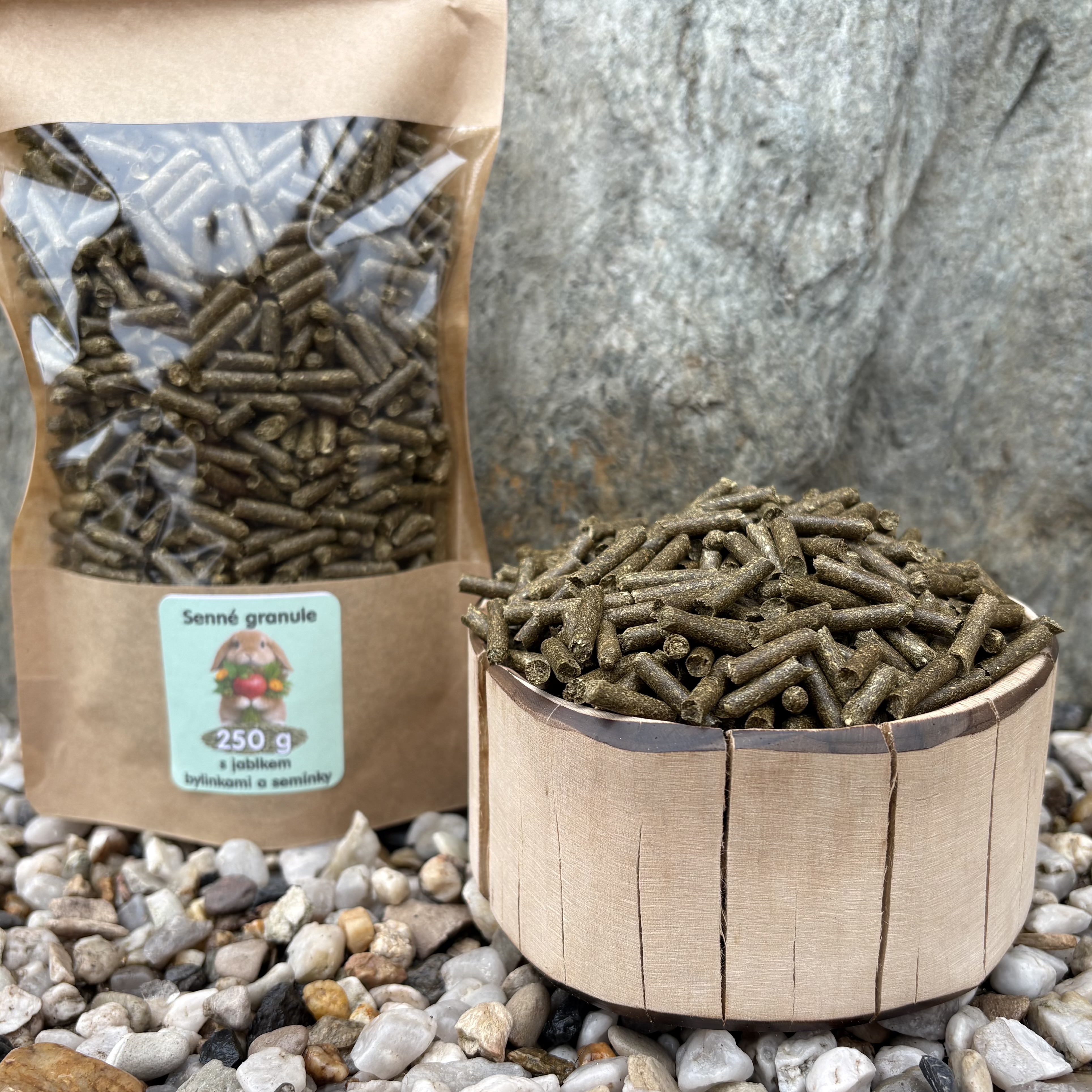 Senné granule s příchutí JABLKA Ø 4 mm 250g